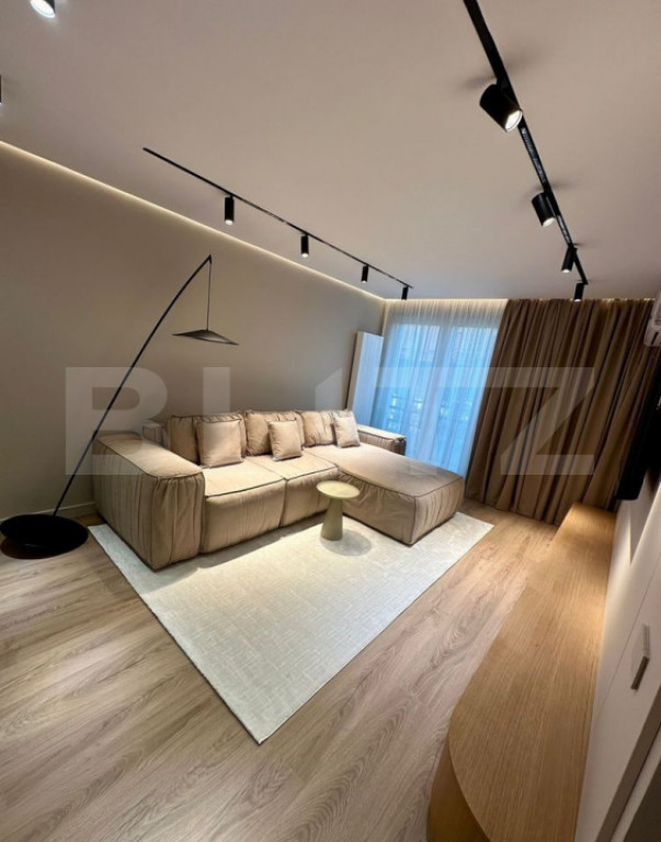 Apartament premium de inchiriat, cu 2 camere, zona Piața Un