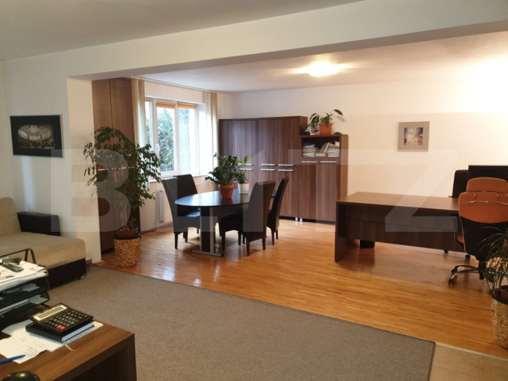 Apartament 3 camere, 120 mp utili, parter, Andrei Muresanu,