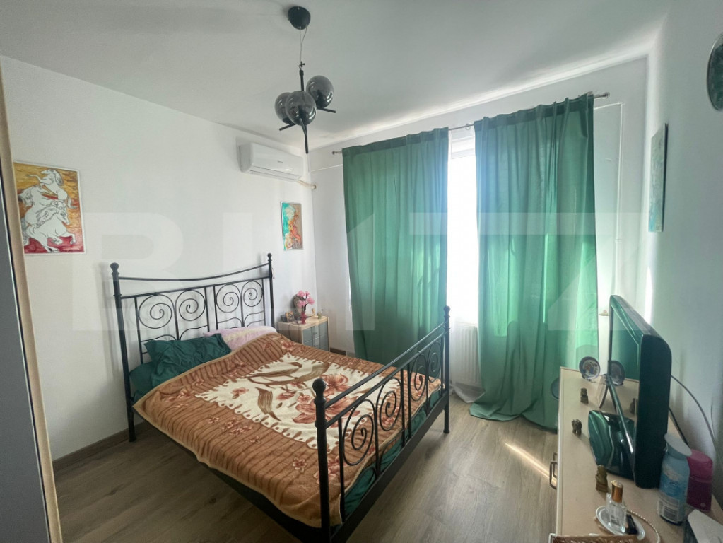 Camera Camin 21 mp,etaj 3 zona Nanterre