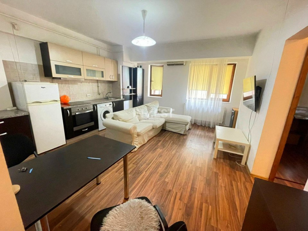 Apartament 3 camere-Tatarasi-Flora