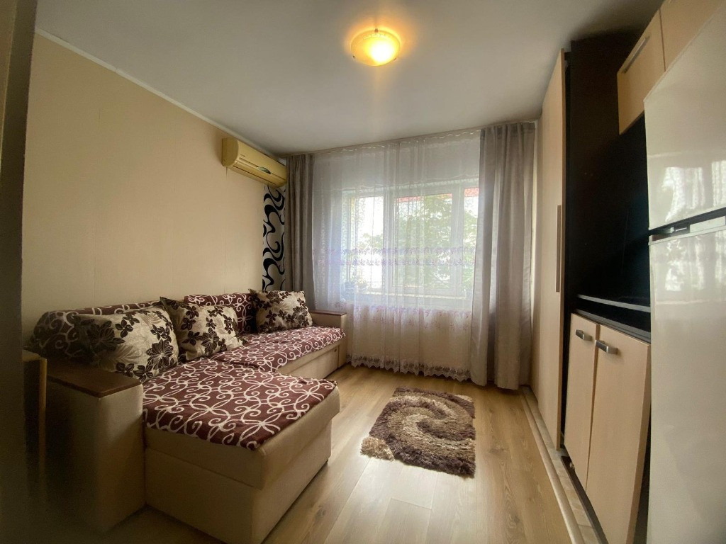 Cameră cămin - Nicolina, etajul 2, aer condiționat, scară curată