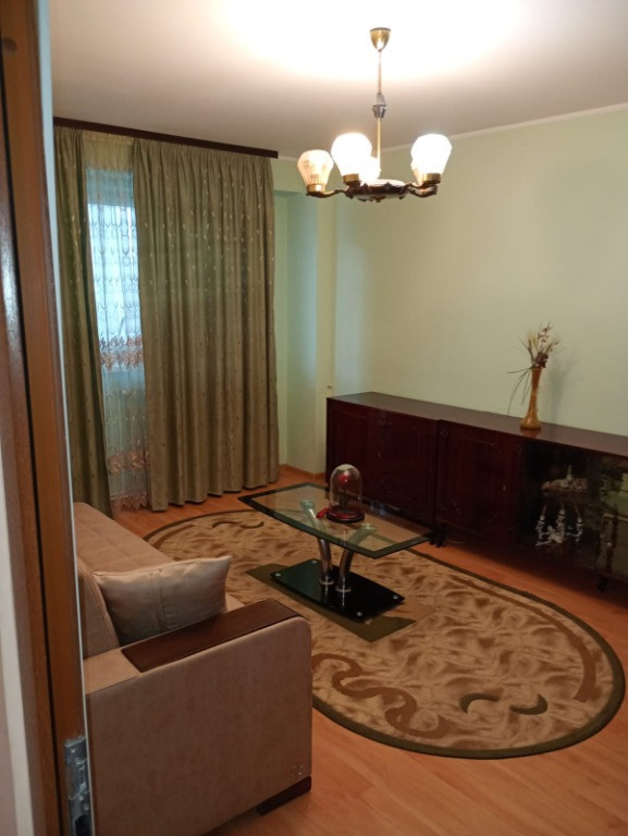 Apartament 2 camere + boxa, Mazepa 2 - direct proprietar