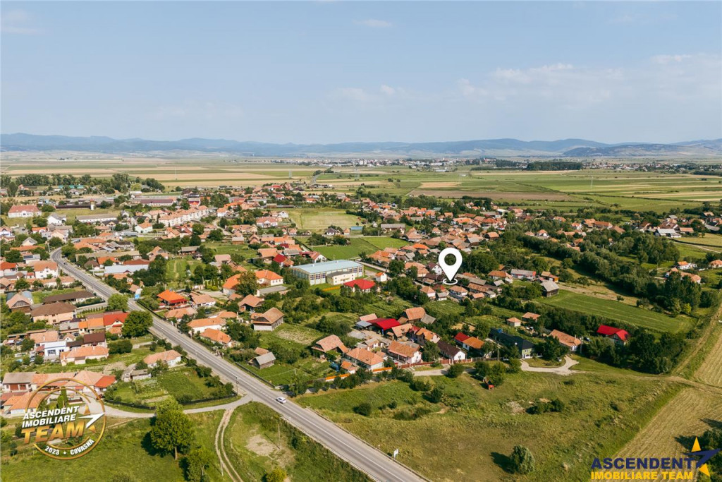 FILM! 2.000 mp teren intravilan, cu utilitati, apreciabil a