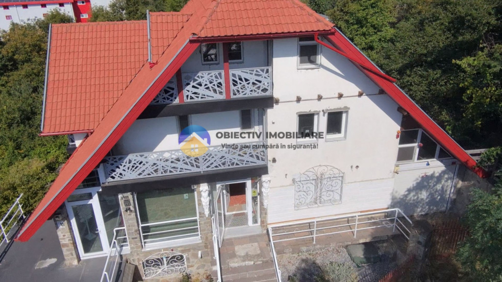 Casă modernă + Tesla Model S – ofertă unică în Piatra