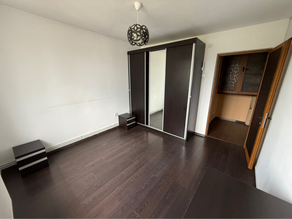 Apartament 3 camere Calea Bucuresti / Centru