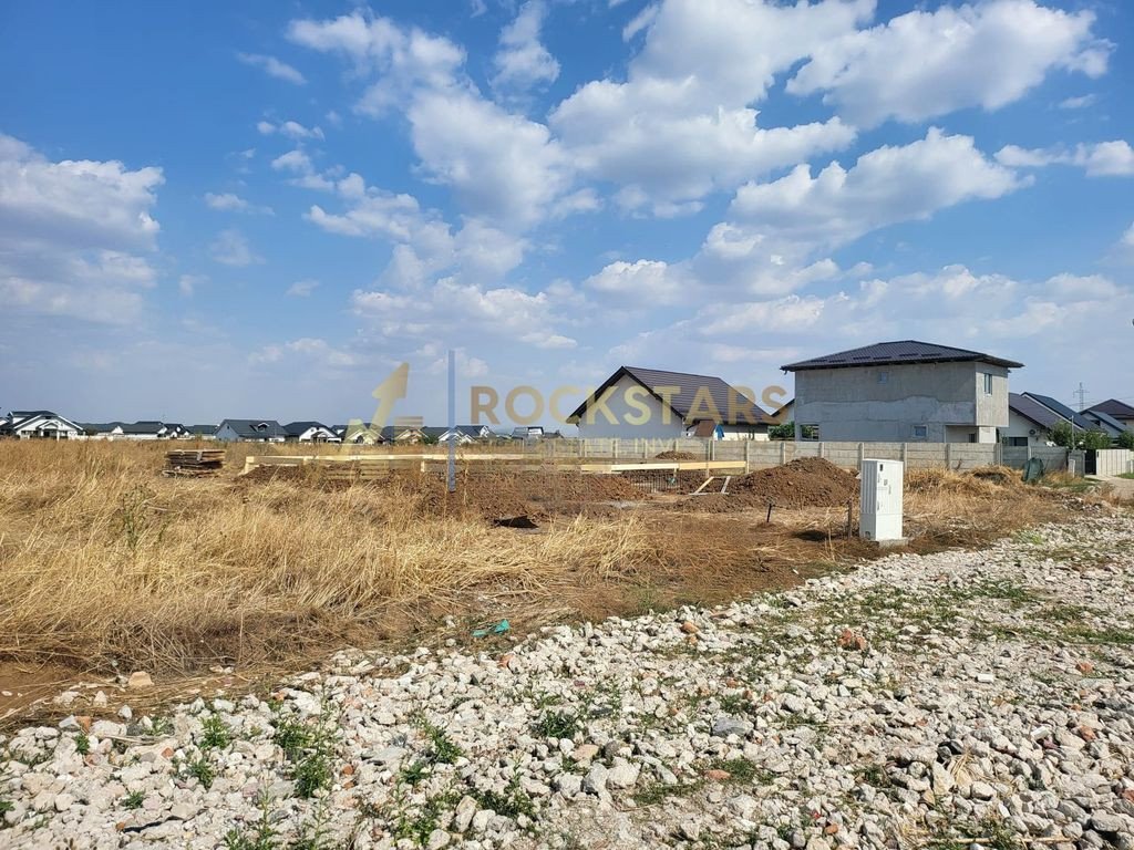 Teren intravilan | 605mp | Dobroesti | Dubla deschidere