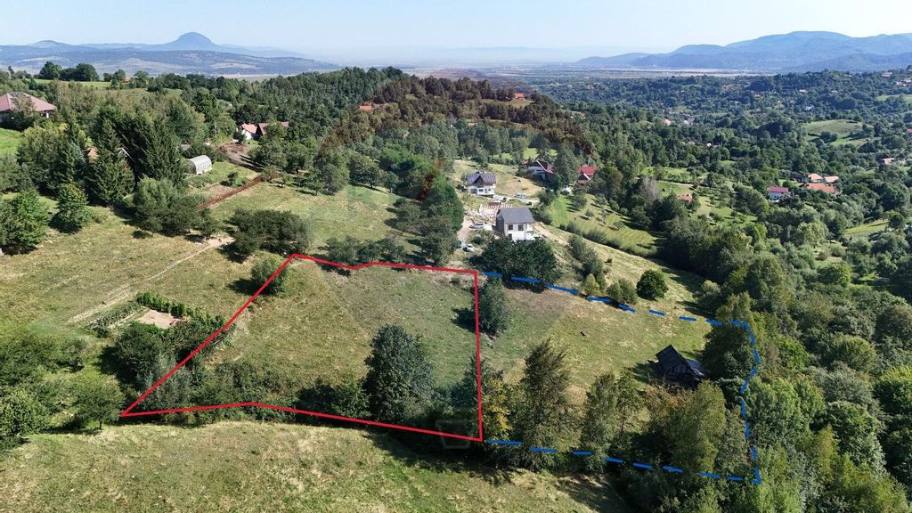 REZERVAT ! Comision 0% | Teren intravilan | 2500 mp | Soh...