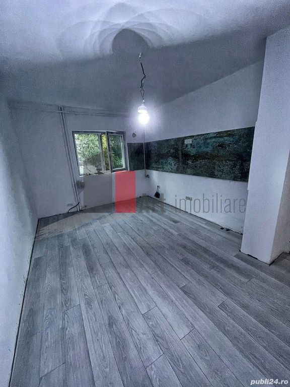 Vânzare apartament 2 camere semidecomandat Drumul Găzar...