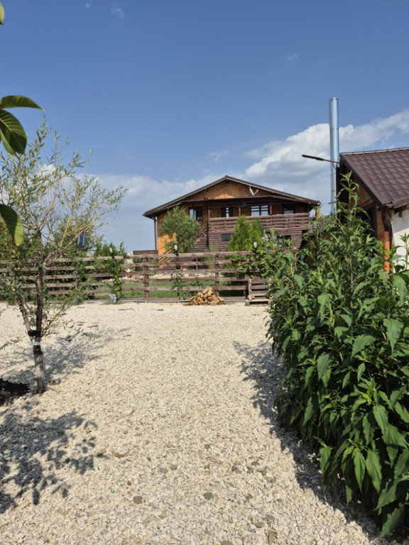 Casa Mizil, Prahova Sau schimb cu Pensiune Eforie