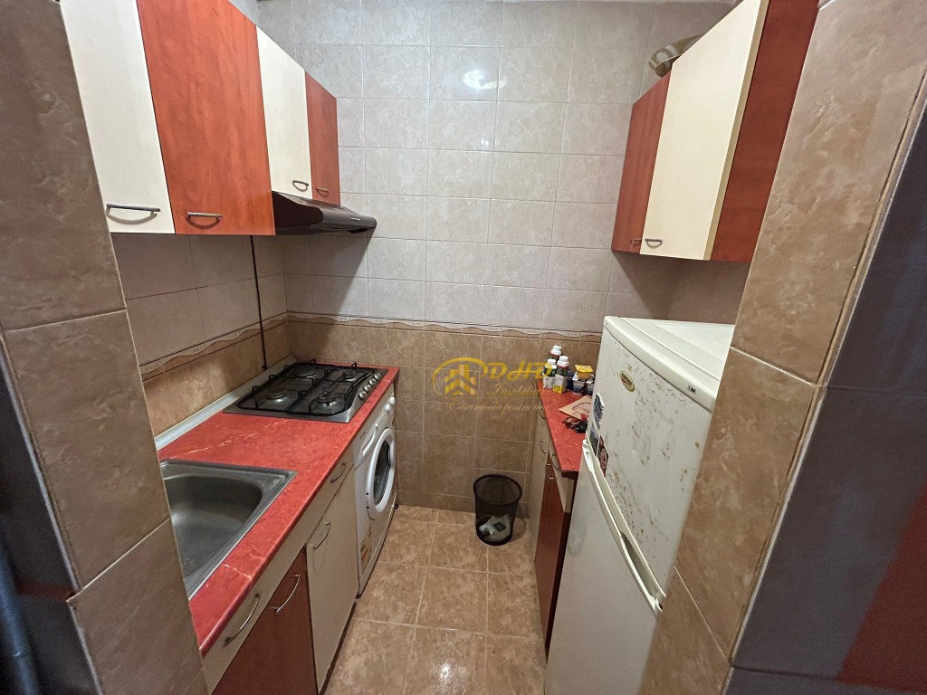 PACURARI, Garsoniera curata si spatioasa, 25 mp