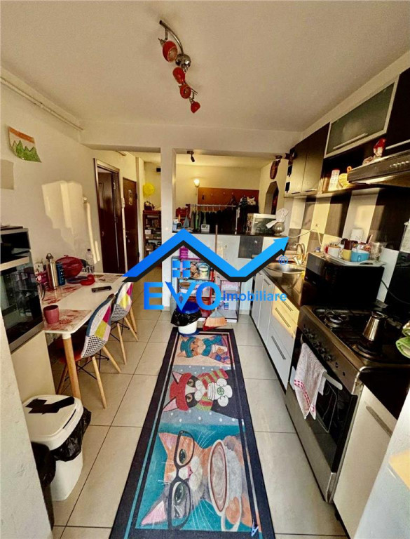 De v#226;nzare, apartament 3 camere, decomandat, NICOLINA 2,