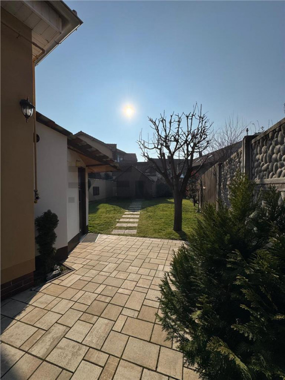 RECO Casa zona centru 300 mp teren