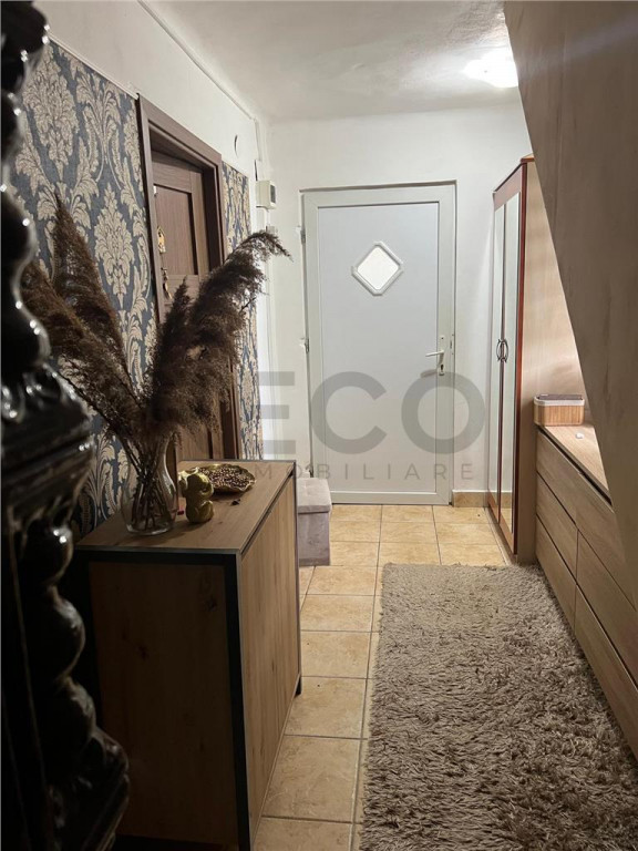 RECO CASA CU ETAJ IN SACUENI