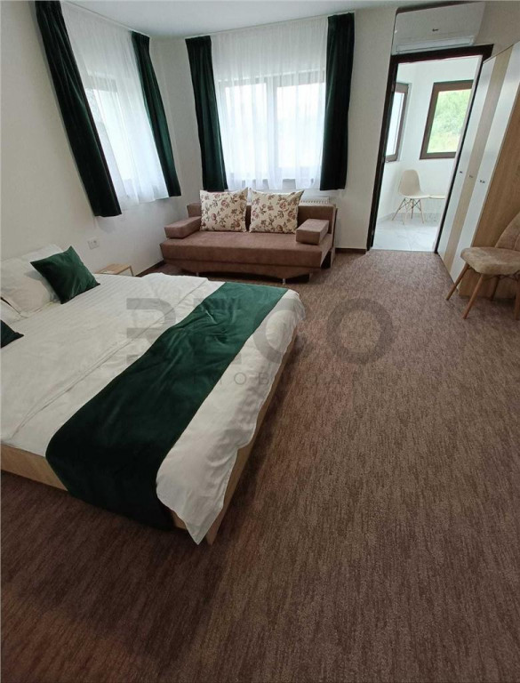 Reco, Vila/Penisune Baile 1 Mai