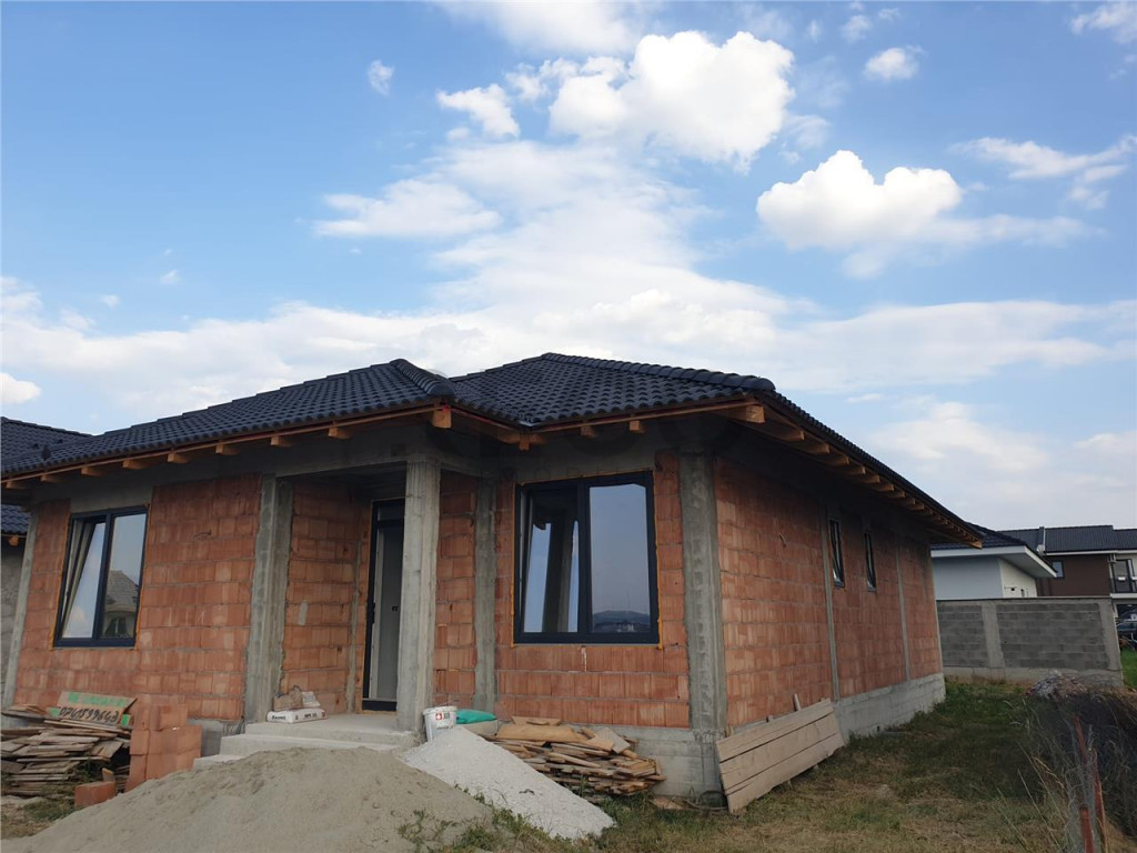 Casa noua in Cihei, aproape de centura Oradiei