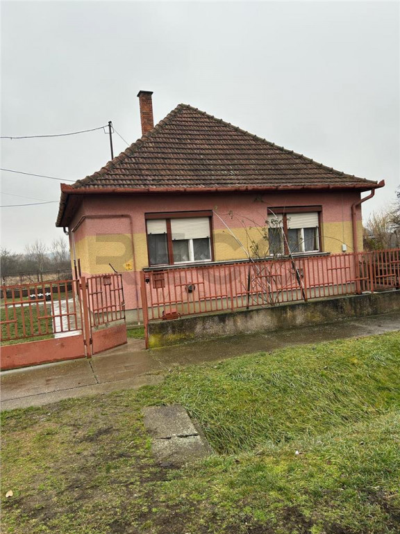 RECO Casa cu 2 camere de vazare in Ungaria la 9km de oradea