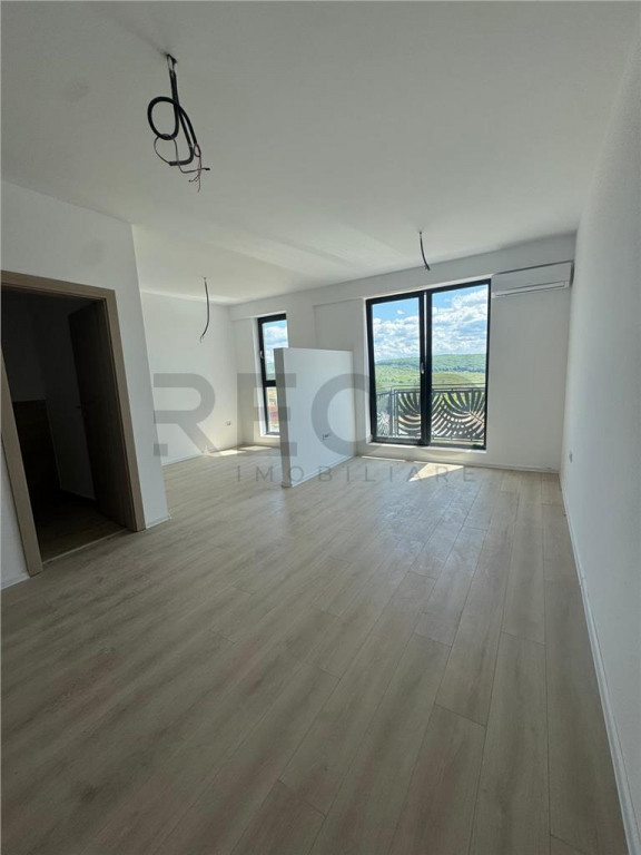 RECO garsoniera în bloc nou