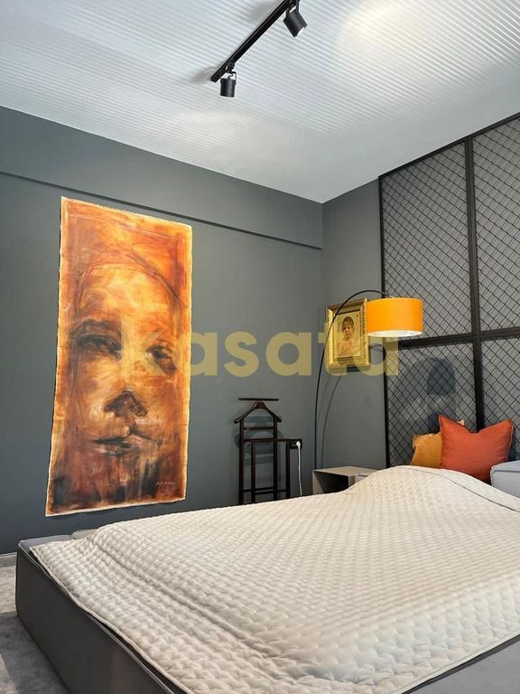 Închiriere vilă interbelică, Piata Victoriei, renovat?...