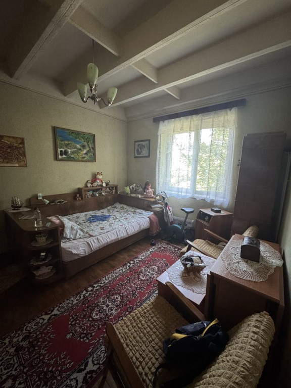 2 camere Astra-piata,84500 Euro