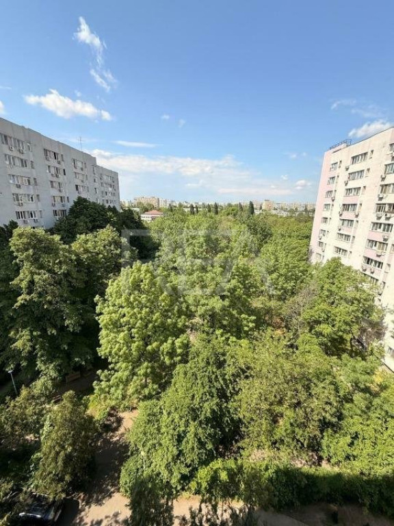 2 Camere | Decomandat | Bloc Reabilitat | 8 Minute Metrou Ti