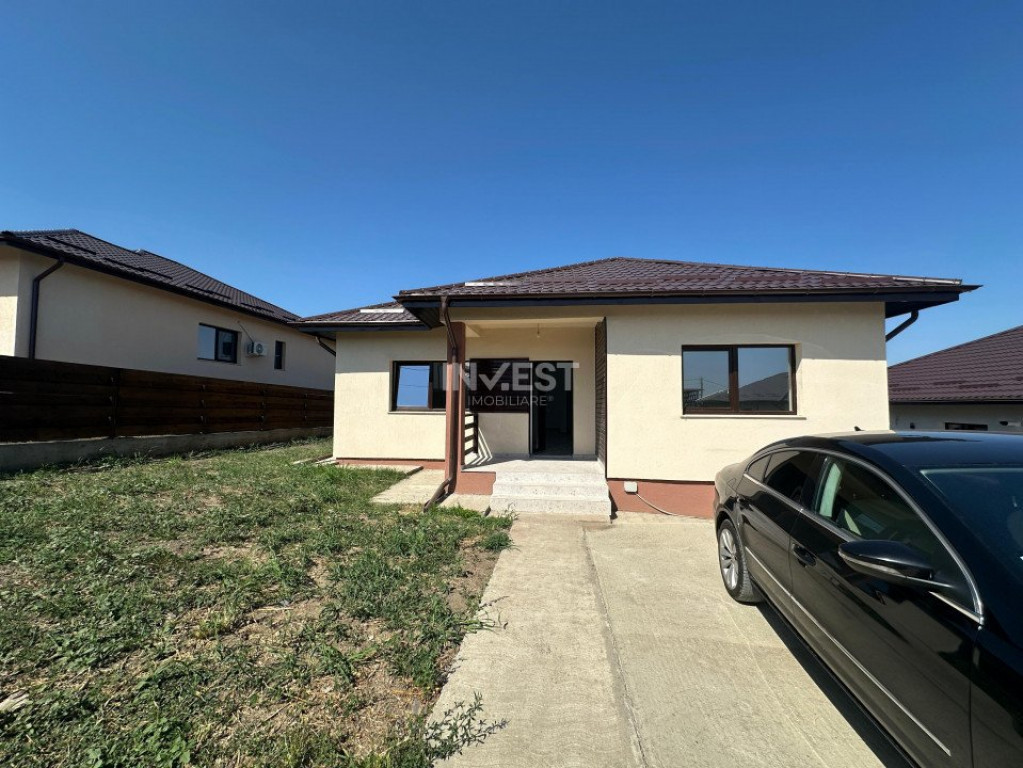 Casă de vânzare, 4 camere în Valea Lupului, Iași