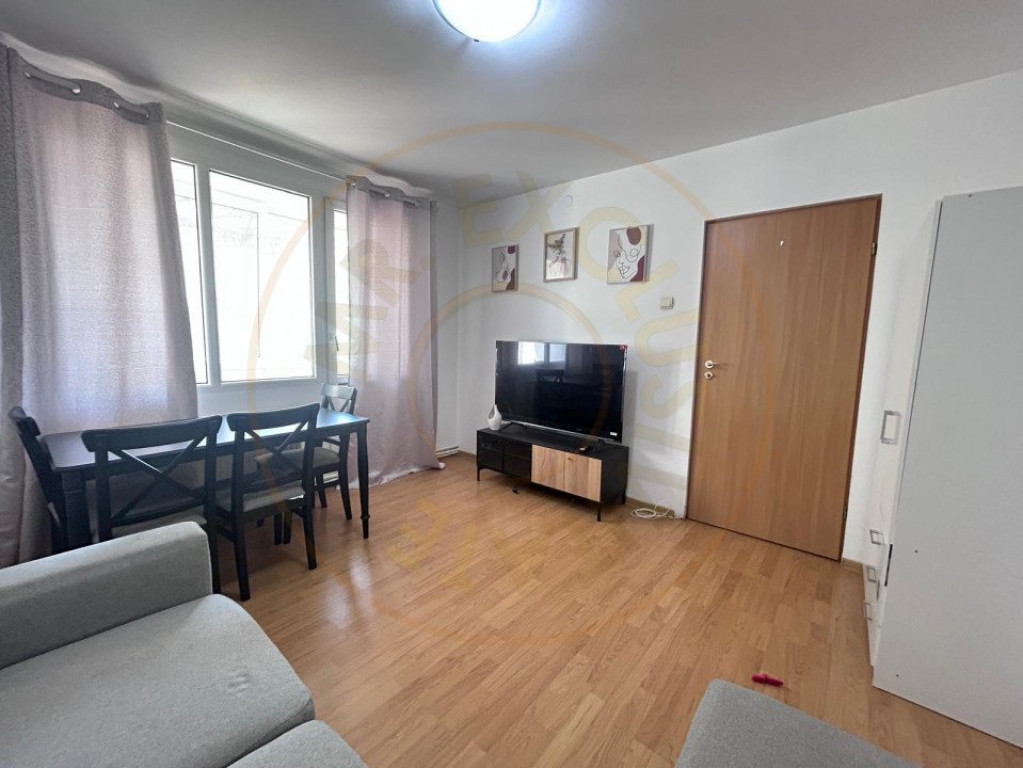 Apartament 3 camere | Centrala proprie | 8 min de metrou 1 D