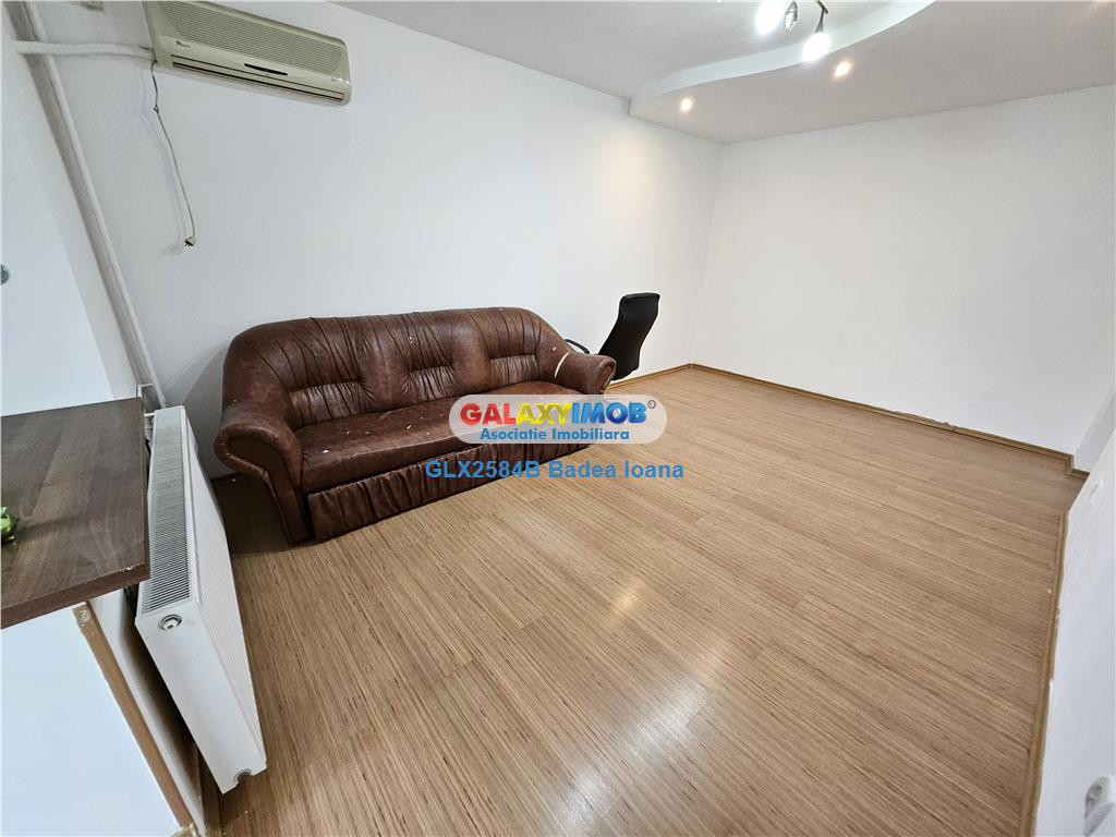 Apartament 3 camere decomandat , bloc 1982 - Dristor