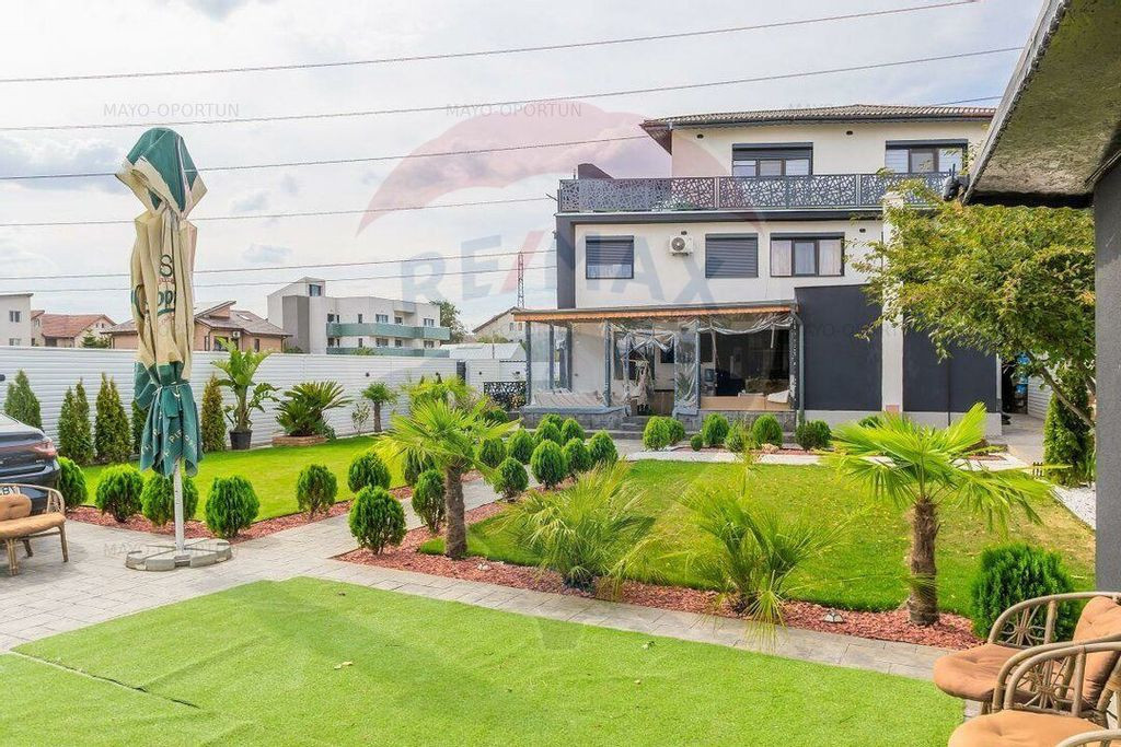 Vila de vanzare in Dobroesti