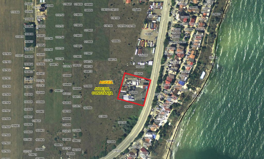 Teren intravilan 3720mp D=58ml zona industrialaRO-RO toat...