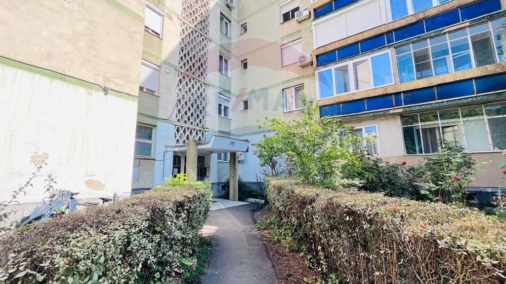 Garsoniera de închiriat în zona Rogerius