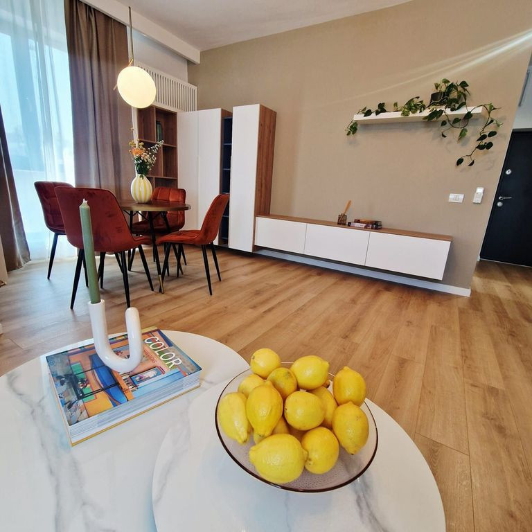 DACIA - Toamnei | 3 camere 2 bai Prima Închiriere Renova...