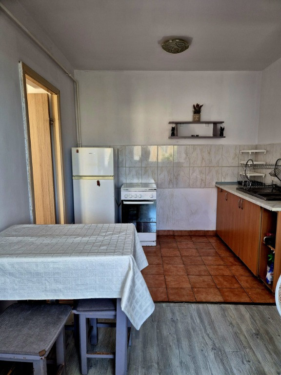 Apartament 3 camere zona Confectii - ID : RH-43688-property