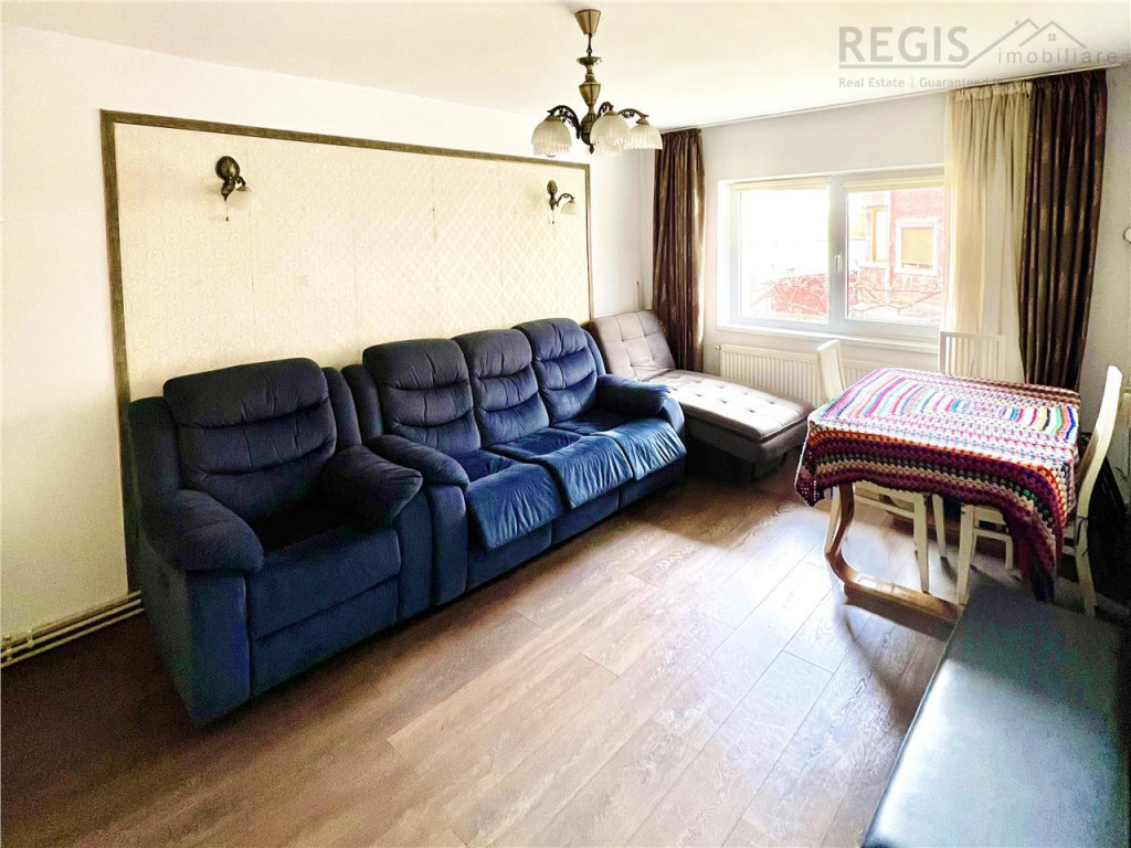 Apartament 3 Camere | Decomandat | Central