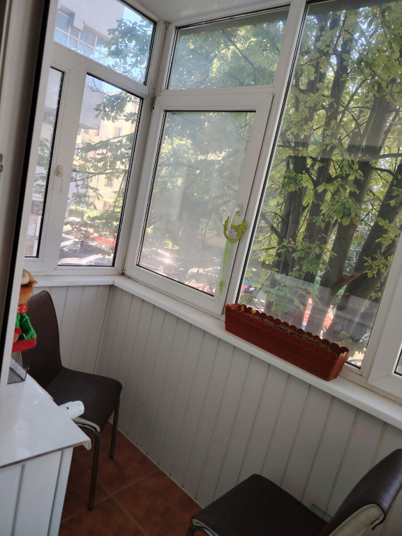 Apartament inchiriere - 3 camere,D,2 bai,Et.1,Strada Orizontului