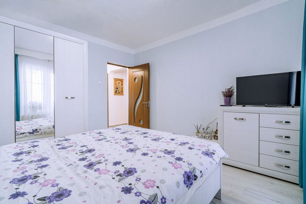 Apartament 4 camere, tip D, 81,mp, Seleușului,mobilat/ut...