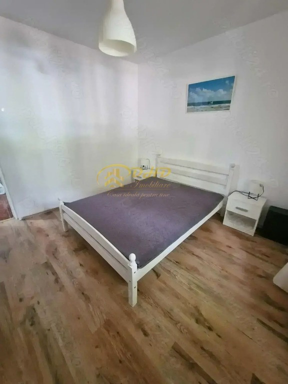 Apartament 3 camere decomandat in Tatarasi, Srada Vasile Lupu