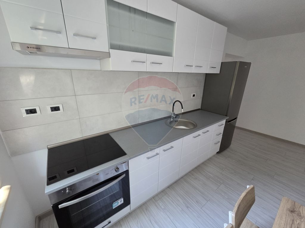 Apartament 3 camere, zona Bahne