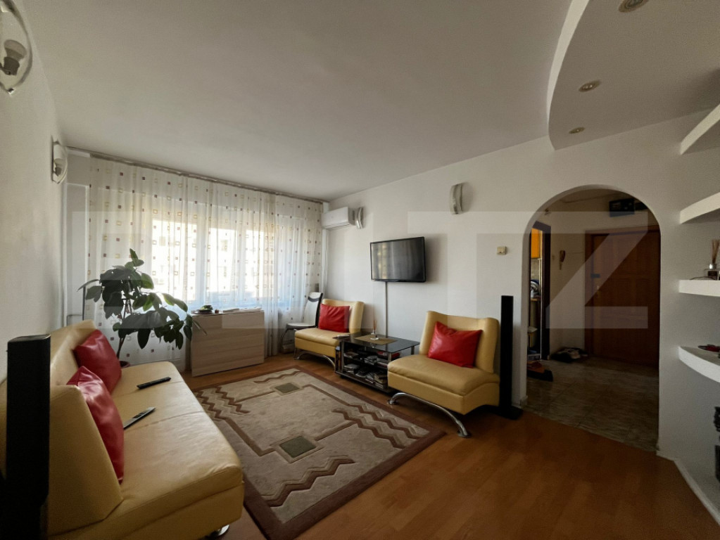 Apartament cu 3 camere, 70 mp, Mircea cel Batran