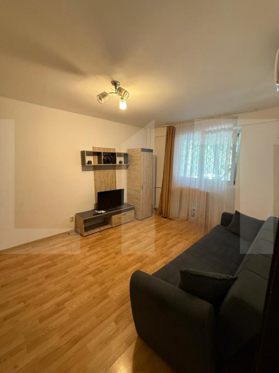 Apartament 2 camere luminos și aerisit, la 2 pași de Piaț