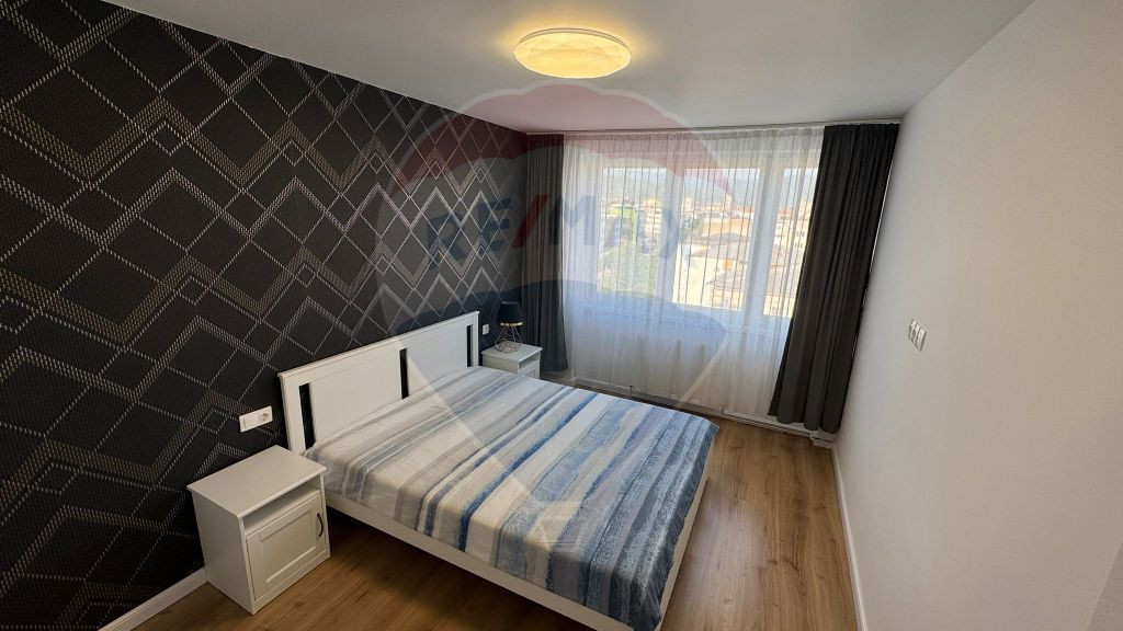 Apartament cu 2 camere de închiriat în zona ULTRACENTRAL
