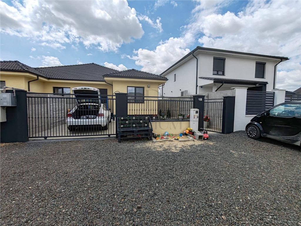 Duplex pe parter - mobilat - utilat - toate utilitatile - be