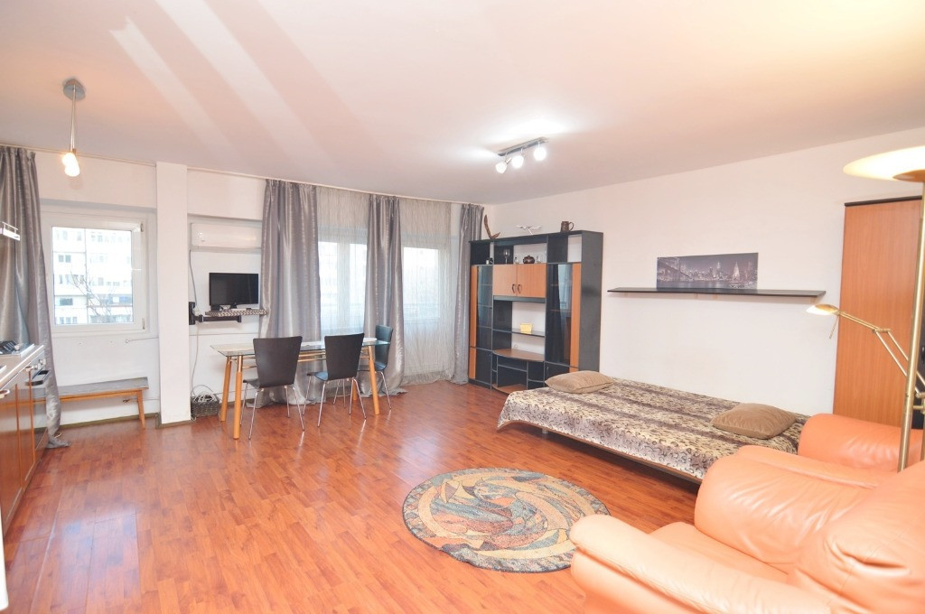 Oferta Inchiriere Garsoniera Unirii - Nerva Traian