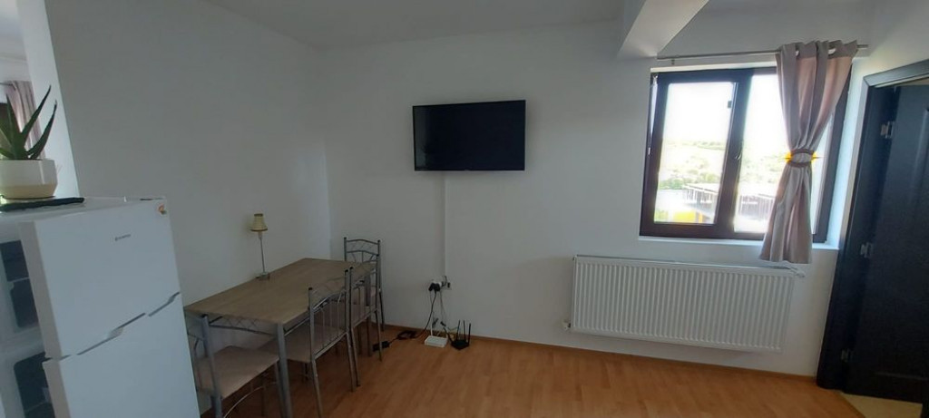 De inchiriat , Apartament cu 1 camera , loc de parcare , zon