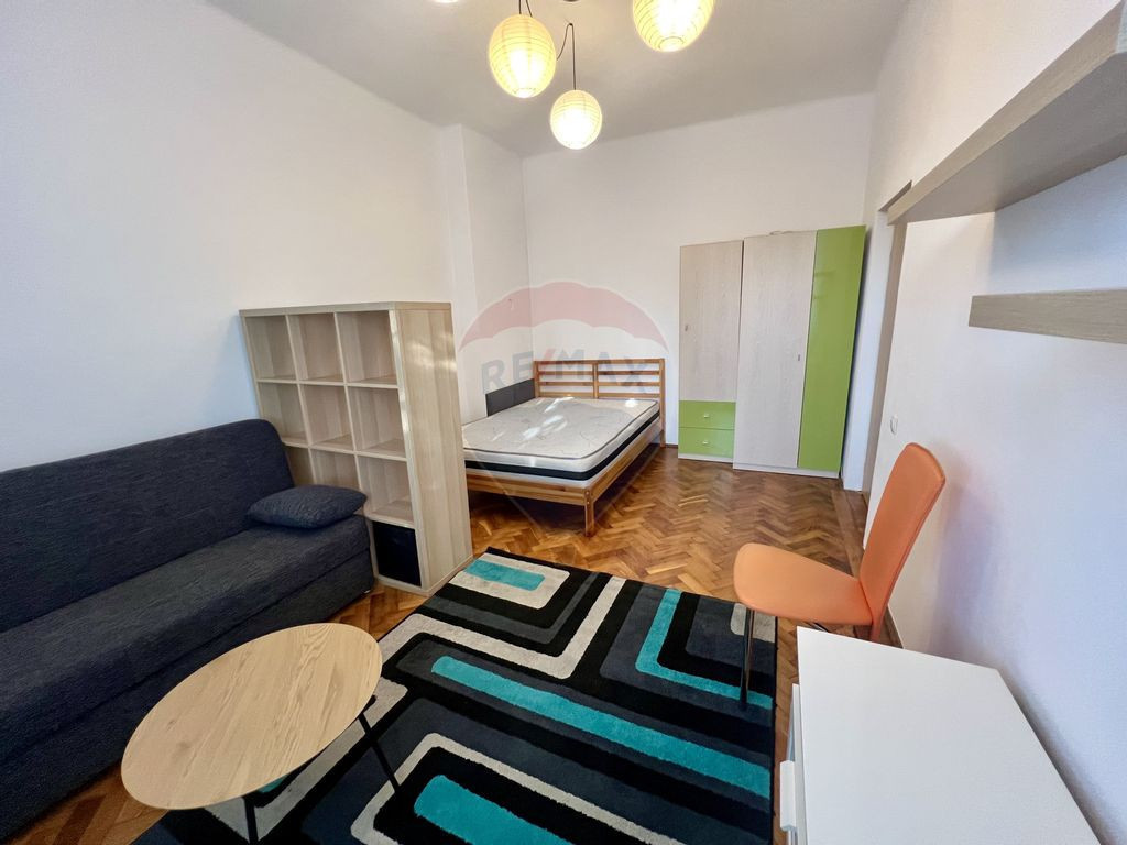 Garsoniera de închiriat complet mobilata Mihai Viteazu