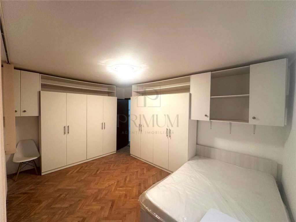 Apartament Spatios - Etaj Intermediar - Centrala Proprie - Z