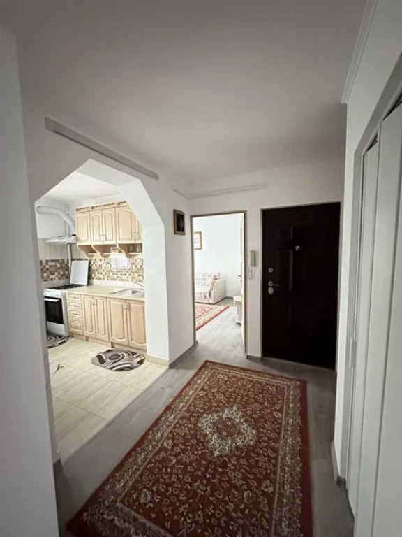 APARTAMENT 2 CAMERE DECOMANDAT, ETAJ INTERMEDIAR, NICOLINA