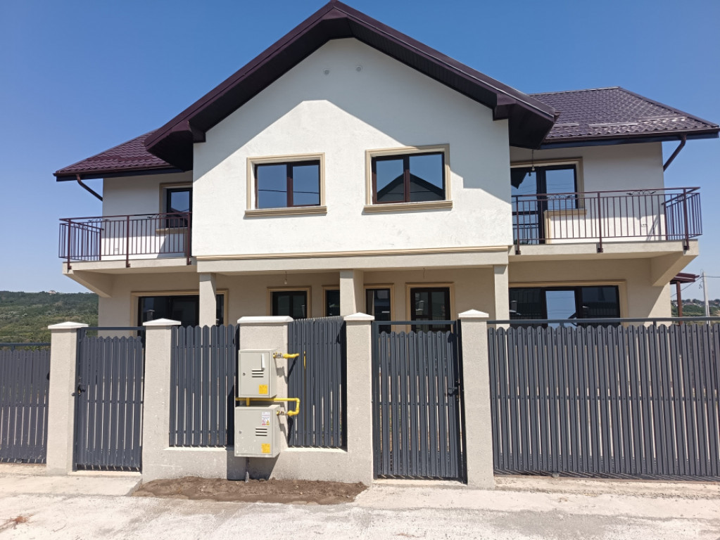 Duplex modern, 4 camere, constructie noua, intabulata, Valea
