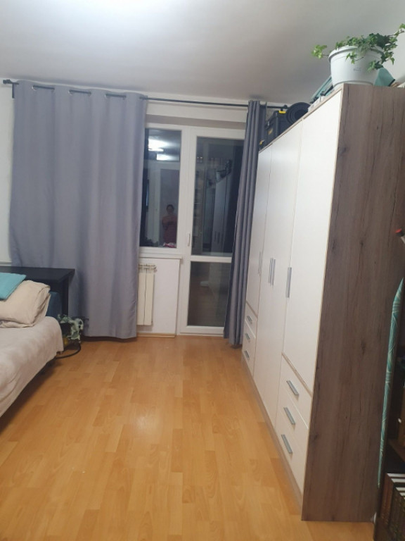 Apartament de 3 camere ( Metrou )-Tineretului