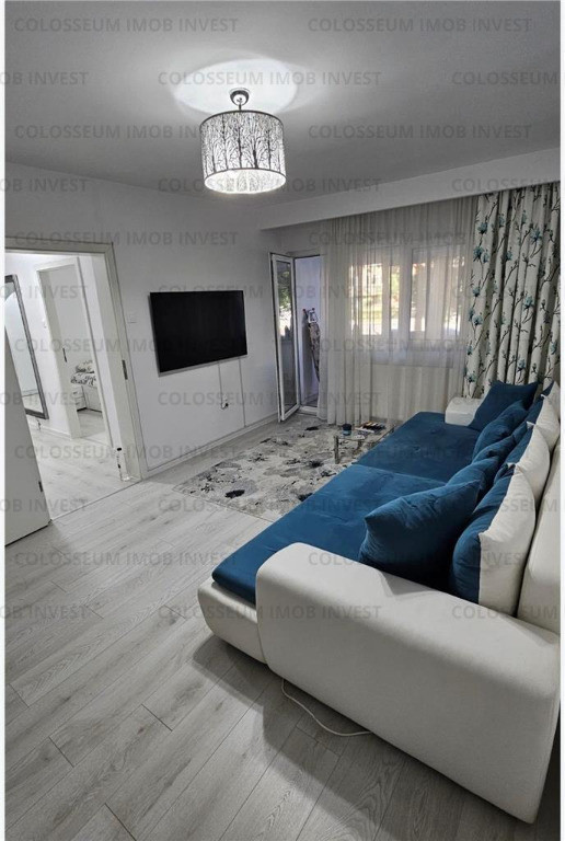 Apartament 2,5 camere, decomandat - zona Scriitorilor