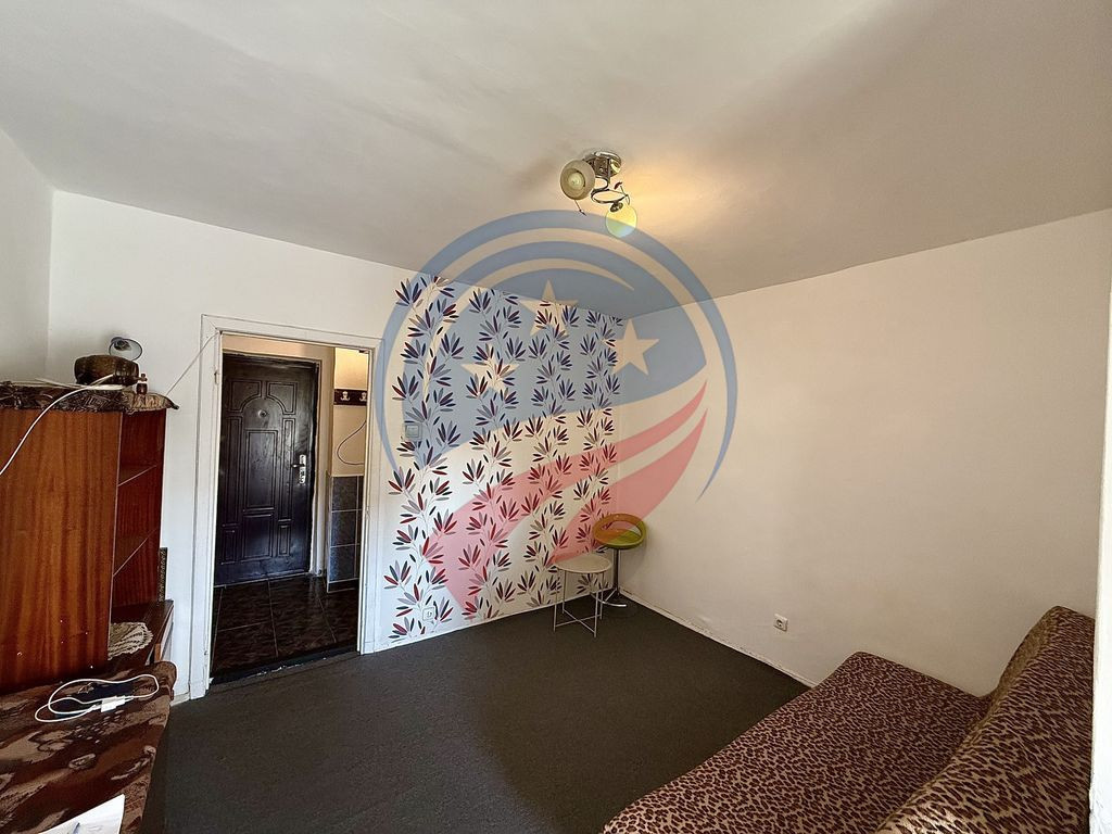 Garsoniera de vanzare in Craiovita Noua